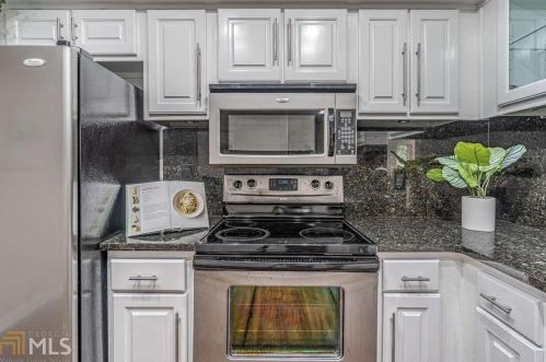 382 Mcgill Pl, Atlanta GA 30312-1074 exterior