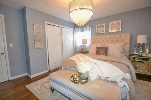 8221 Mohawk Rd, Milwaukee WI 53217-1737 exterior