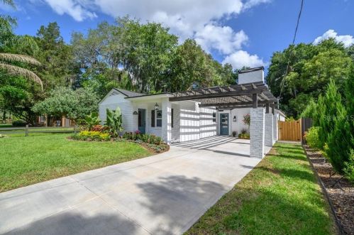 1220 Clifton St, Tampa FL  33604-6810 exterior