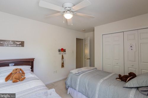 431 Rabbit Hl Ln, Lancaster PA 17603-7435 exterior