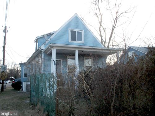 739 Hilltop Dr, Trenton, NJ 08620-9653