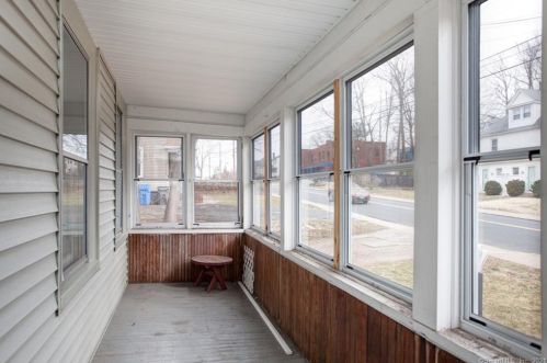 90 Smt St, Manchester CT 06040-4263 exterior