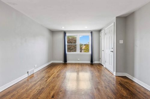 9655 Troy Ave, Chicago IL 60805-2303 exterior