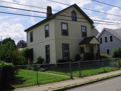 34 Carleton St, Newton, MA 02458-1604