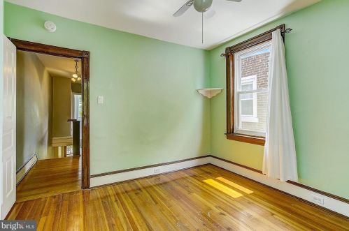 8104 Ardleigh St, Philadelphia PA 19118-3415 exterior