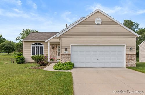 1636 Northbend Dr, Grand Rapids MI 49505-3906 exterior