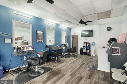 6535 Limekiln Pike, Philadelphia PA 19138-2023 exterior