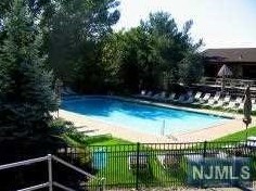 29 Cedarwood Ter, West Paterson NJ exterior