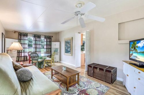 3760 12 St, Naples FL 34120-6418 exterior