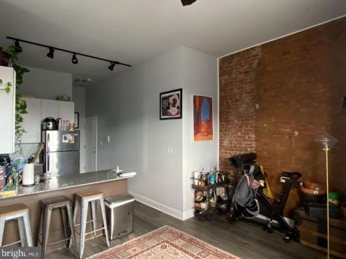 635 Girard Ave, Philadelphia PA  19125-3408 exterior