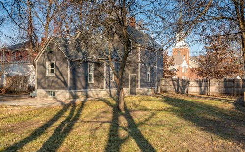 960 Temple, Grand Rapids MI 49507-1936 exterior