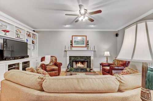 1032 Lk Dr, Gainesville GA 30506-1728 exterior