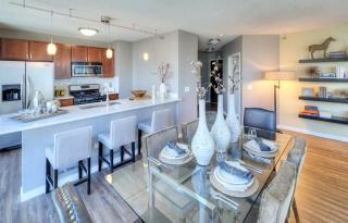 359 Ohio St, Chicago IL  60611 exterior