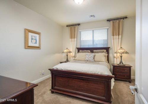 3753 Ember Glow Way, Phoenix AZ 85050-4928 exterior