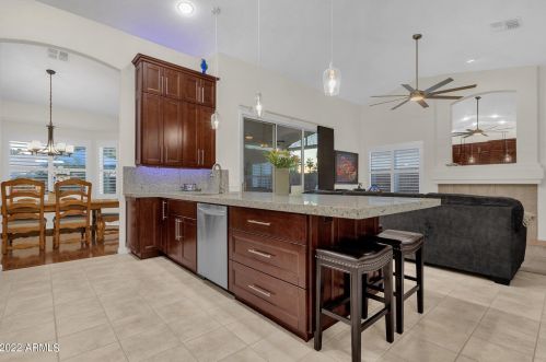 5361 Linda Ln, Chandler AZ 85226-1644 exterior