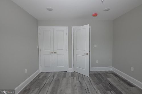 2122 2nd St, Philadelphia PA 19147-3802 exterior