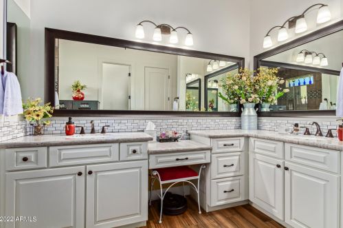 5310 2nd St, Phoenix AZ 85085-7756 exterior