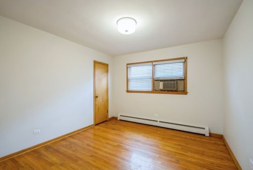 3305 Osceola Ave, Chicago IL 60634-3325 exterior