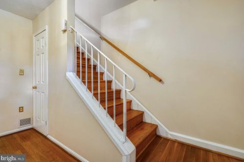 1947 Kirby Rd, Mc Lean VA  22101-5556 exterior