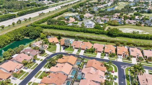 7851 Villa Nova Dr, Boca Raton FL 33433-1028 exterior