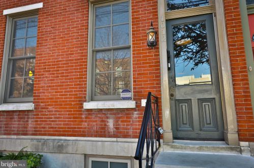 1012 Green St, Philadelphia PA  19123-3304 exterior