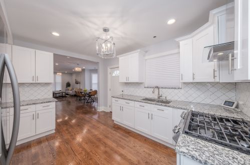 724 Long Ave, Chicago IL 60638-1731 exterior