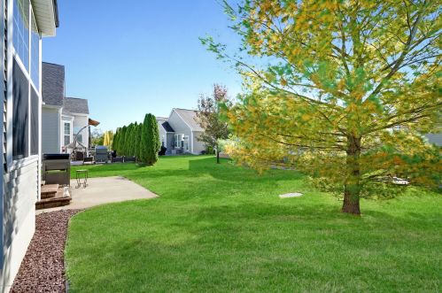 10 Heath Ln, Jackson Twp NJ 08527-4696 exterior