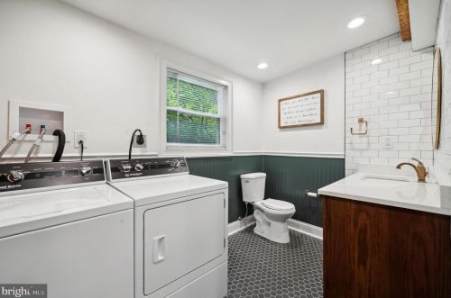 1131 Catharine St, Philadelphia PA 19143-2615 exterior