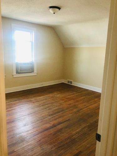 900 Case Ave, Saint Paul MN 55106-3806 exterior