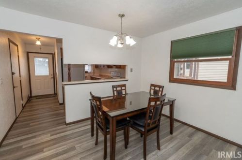 1218 Berkley Cir, Mishawaka IN 46544-4802 exterior