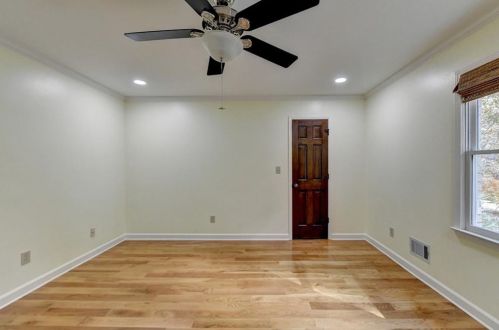 1311 Bridgewater Walk, Lithonia GA  30078-2086 exterior