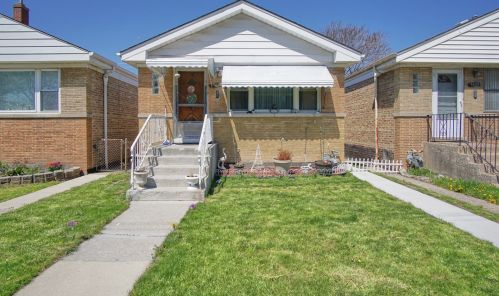 5610 26th St, Chicago, IL 60804-3237