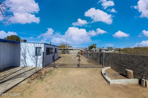 7272 Freestone Dr, Tucson AZ 85730-3711 exterior