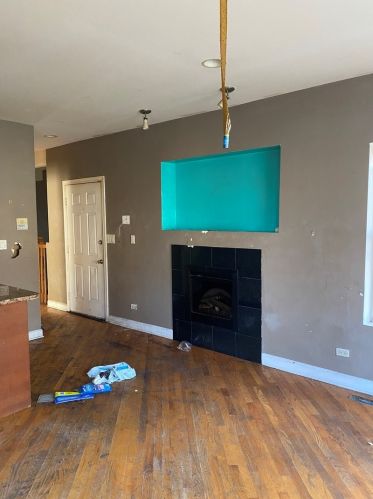 6940 Dorchester Ave, Chicago, IL 60637-4702