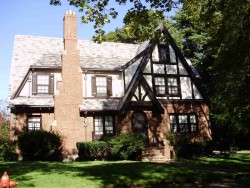 34 Alderwood Rd, Newton, MA 02459-1248