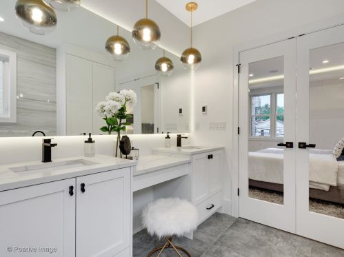 2734 Altgeld St, Chicago IL  60647-1872 exterior