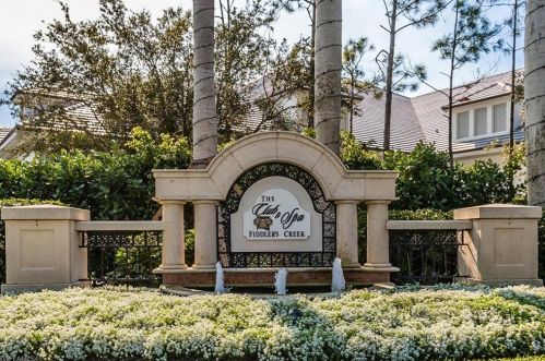 8593 Bellagio Dr, Naples FL 34114-6434 exterior