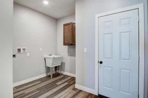 615 Wisconsin Ave, Canton WI 54868-1932 exterior