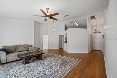 17709 Emerald Green Pl, Tampa FL 33647-2547 exterior