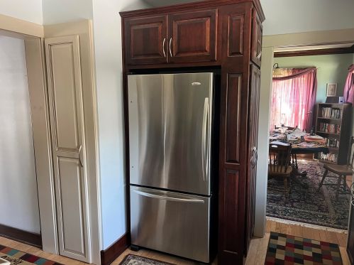 934 11 St, Manitowoc WI 54220-3309 exterior