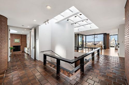 110 Congdon St, Providence RI  02906-1413 exterior