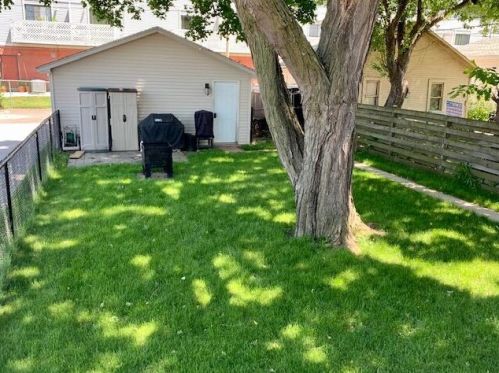 1028 46, Milwaukee WI 53208-3120 exterior