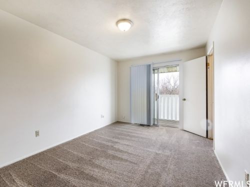 753 Vlg Way, Sandy UT 84094-1861 exterior