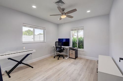 1271 13 Dr, Boca Raton FL 33486-5367 exterior