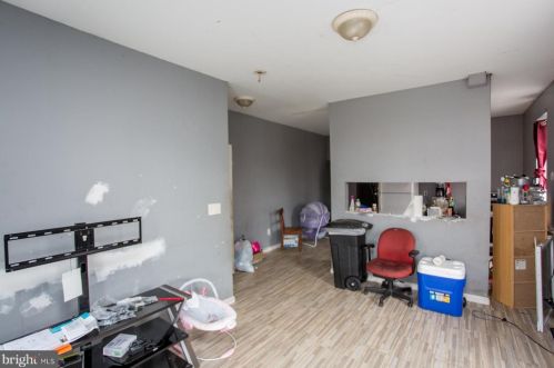 3662 Frankford Ave, Philadelphia PA 19134-2131 exterior