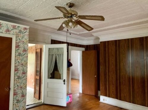 3 Charles St, Methuen MA 01844-3107 exterior