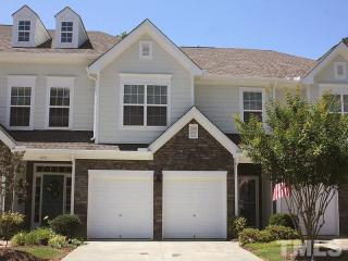 804 Bartlett Cir, Hillsborough NC  27278-6774 exterior