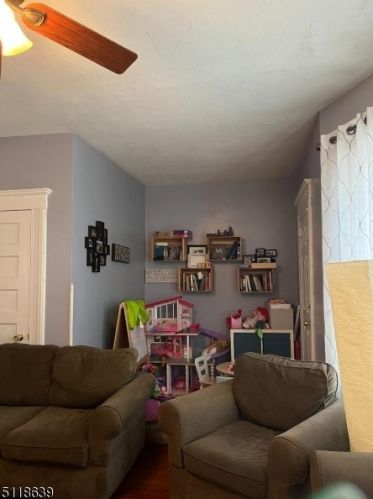 148 Avon St, Roselle Park NJ  07204-2303 exterior