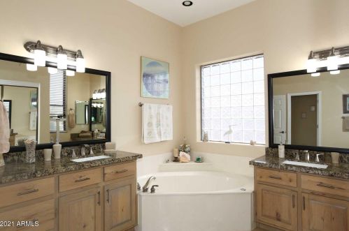 36711 16 St, Phoenix AZ 85086-9393 exterior