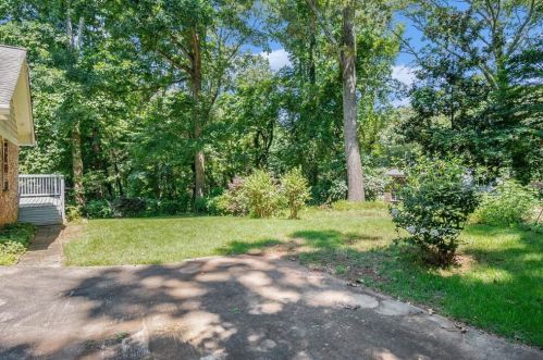 4092 Gladney Dr, Atlanta GA 30340-4720 exterior